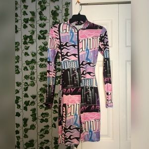 Pretty Little Thing romper one suit. Size small.